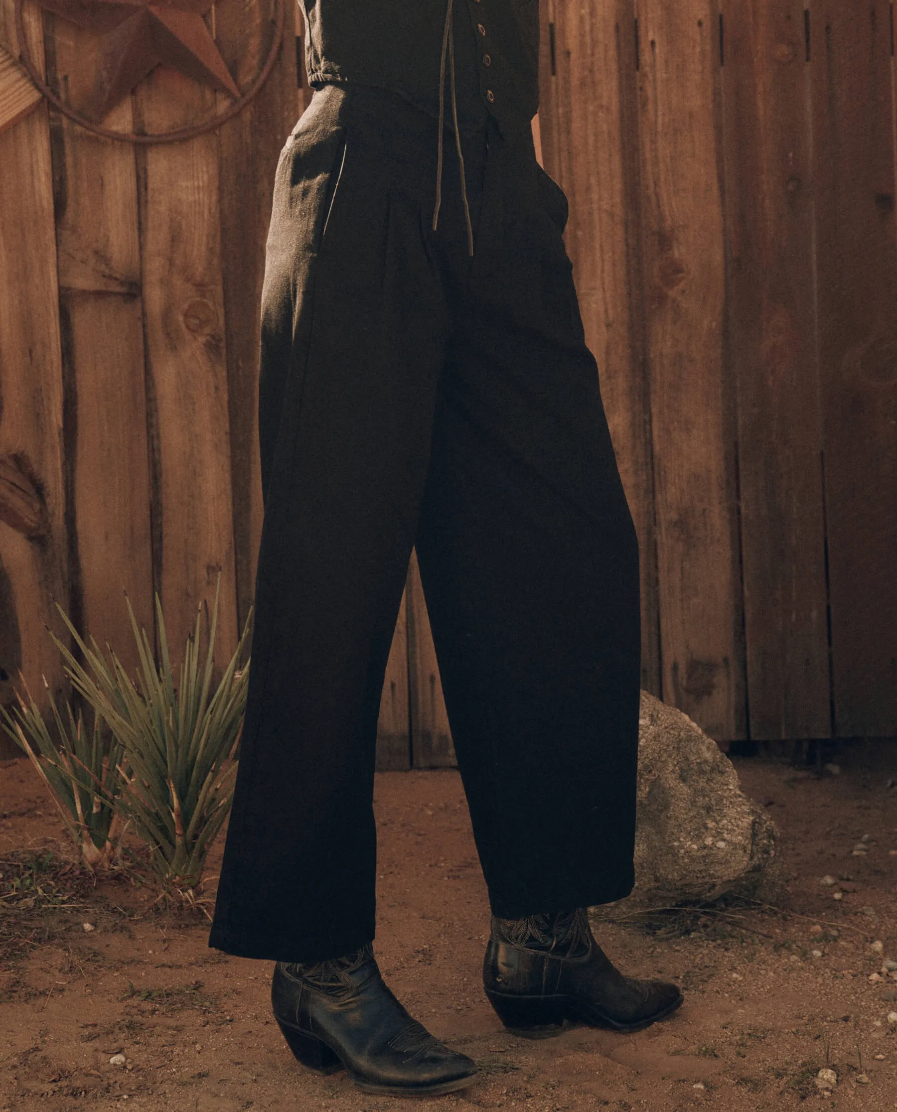 The Sculpted Trouser. -- Black